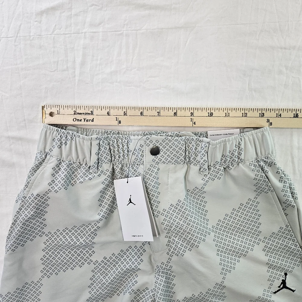 Nike Jordan Sport Dri-FIT Printed Golf Shorts HQ8675-034 Men's Size Small